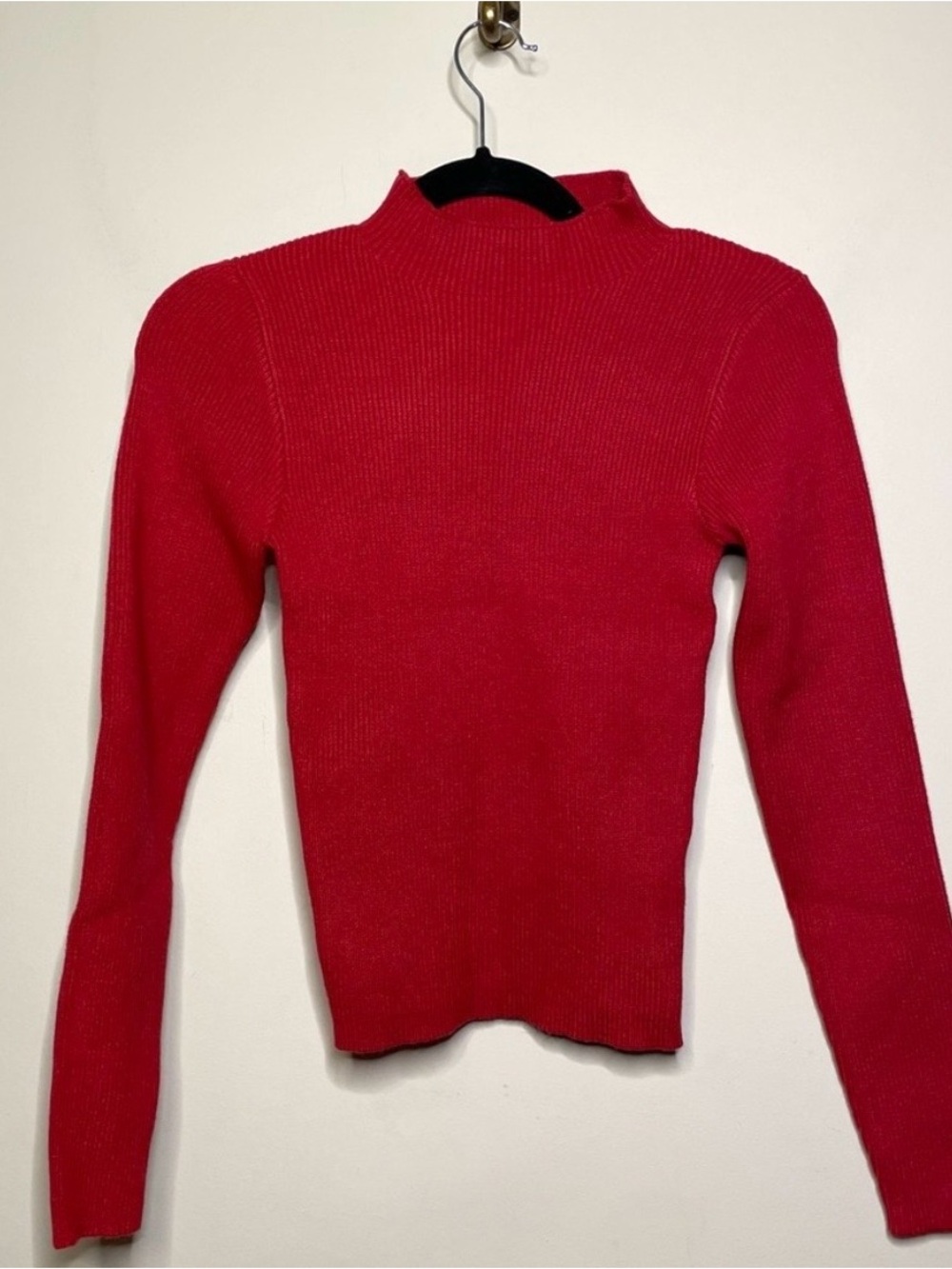 FARM Rio Red Ribbed Long-Sleeve Crop Top - Picture 4 of 8